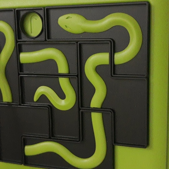 Smart Games Anaconda Logic Strategy Puzzle Brain Game STEM Activity COMPLETE - Picture 5 of 11